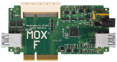 Turris MOX F Module / USB modul / 1x 64pin konektor / 4x USB 3.0