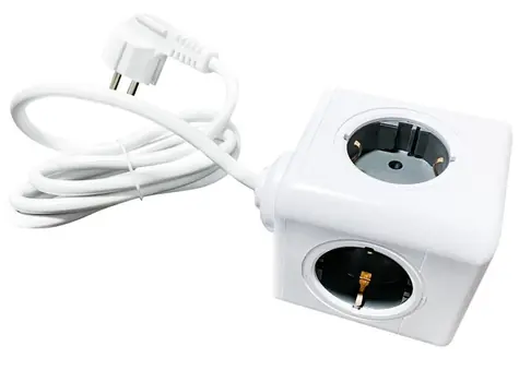 Technaxx TX-195 Powercube / Rozbočovač / 4x zásuvka / 2xUSB / 140 cm
