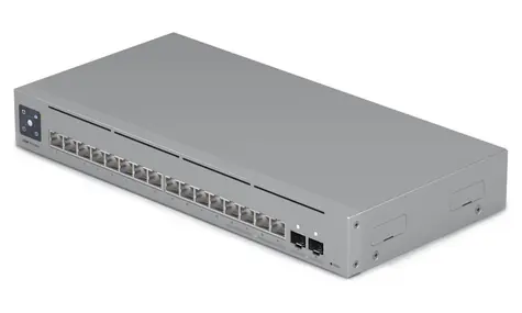 Ubiquiti UniFi Switch Pro Max 16 / 12× GbE LAN / 4× 2.5GbE LAN / 2× 10G SFP+