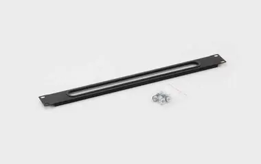 Triton Průchozí panel 1U BK / černý