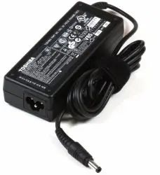 MicroBattery Universal AC Adapter ntb Toshiba - 19V DC, 3,95A, 75W, 3-pin