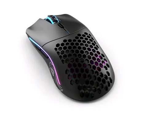 Glorious Model O- Wireless matná černá / herní bezdrátová myš / 19000 DPI / 6 programovatelných tlačítek / RGB