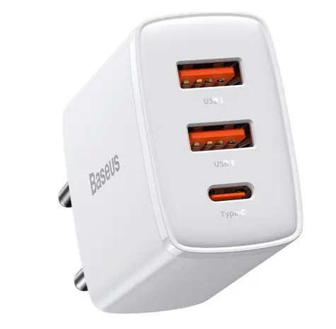 Baseus CCXJ-E02 Rychlonabijecí adaptér bílá /2x USB-A / 1x USB-C / 30W