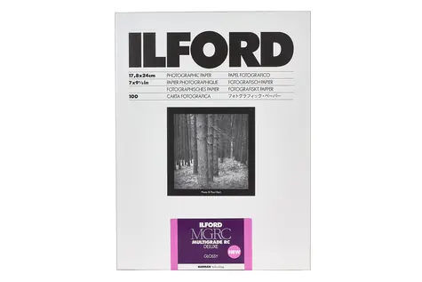 Ilford MG RC DL 1M / 25 listů / 17.8 x 24 cm / černobílý fotografický papír / lesklý