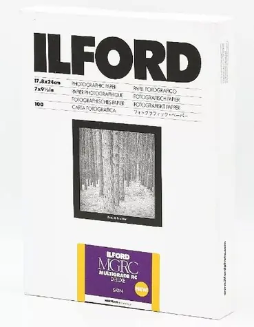 Ilford MG RC DL 25M (24 x 30.5 cm) / 50 listů  / černobílý fotografický papír / saténový