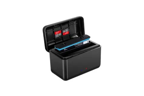 Insta360 X4 / Nabíjecí box 2v1