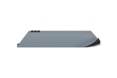 Uniq Hagen Inteligentní oboustranná podložka na stůl s magnetickými držáky na kabely černo-modrá / 682x350x1 mm