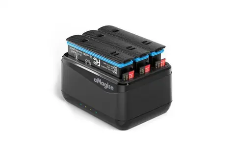 Insta360 X4 - Nabíjecí box 3v1