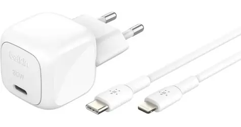 Belkin BOOST CHARGE charger bílá / nabíječka USB-C / 30W / PD / s 1m kabelem USB-C na Lightning