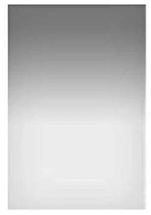 LEE FILTERS ND 0.9 - neutrální šedý filtr s jemným přechodem / 100 x 150mm