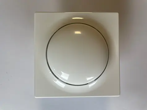 Fibaro Walli Dimmer bílá / Inteligentní stmívač osvětlení / Z-Wave Plus